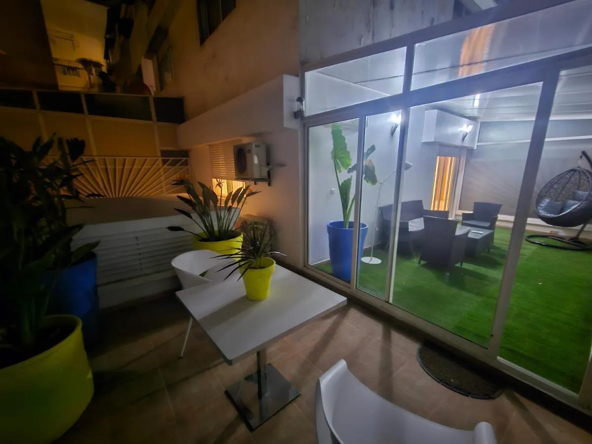 Cozy Apartment With Veranda Downtown Casablanca