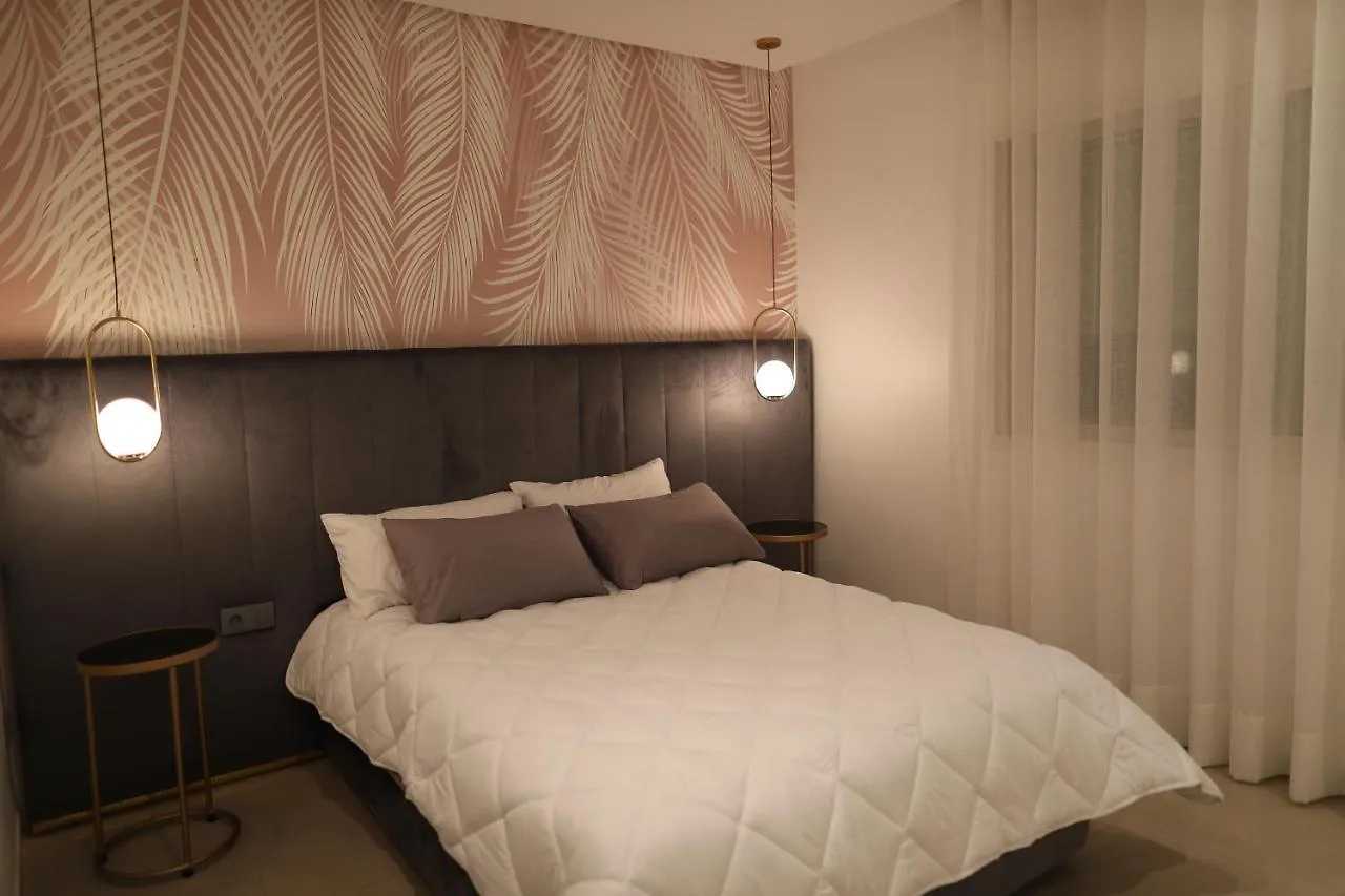 Cozy Apartment With Veranda Downtown Casablanca